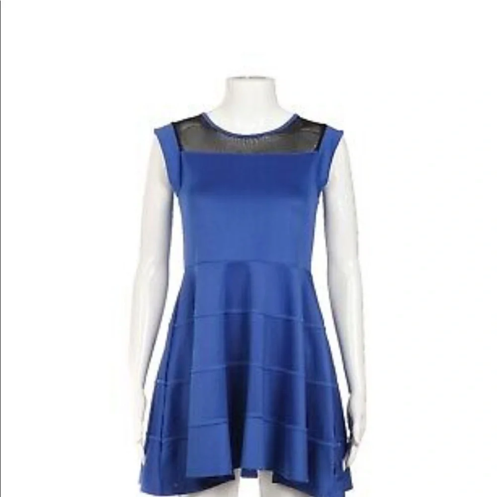 𝅺dkny girls dress . Size small